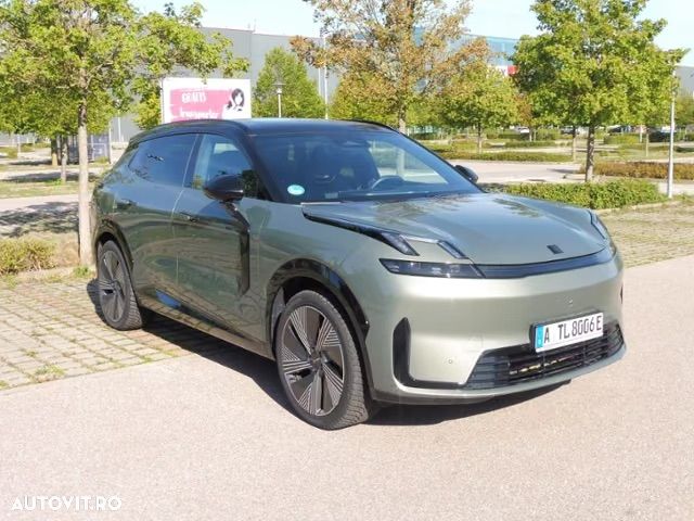 LYNK & CO 08