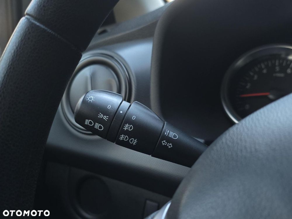 Dacia Sandero 1.0 SCe Laureate - 17