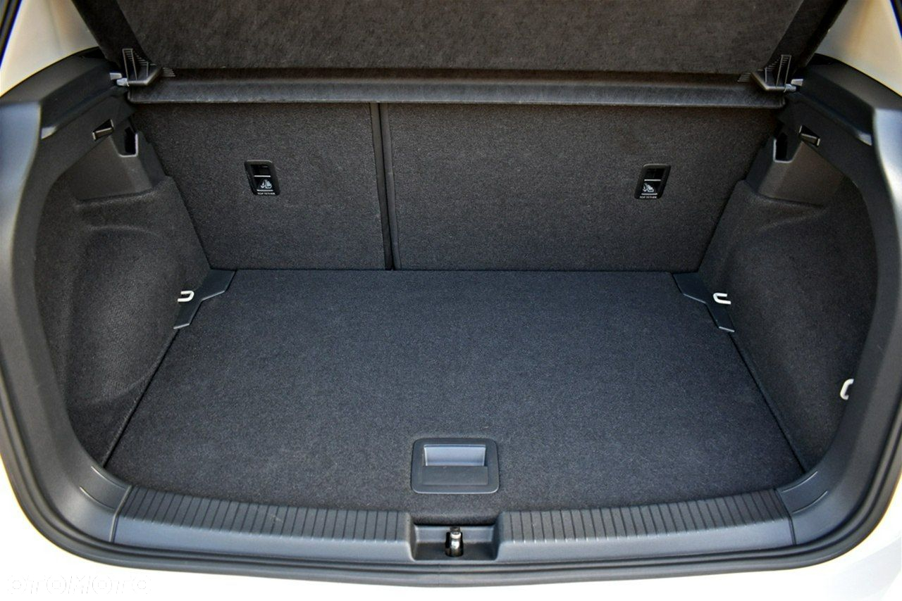Volkswagen T-Cross 1.0 TSI Style - 24