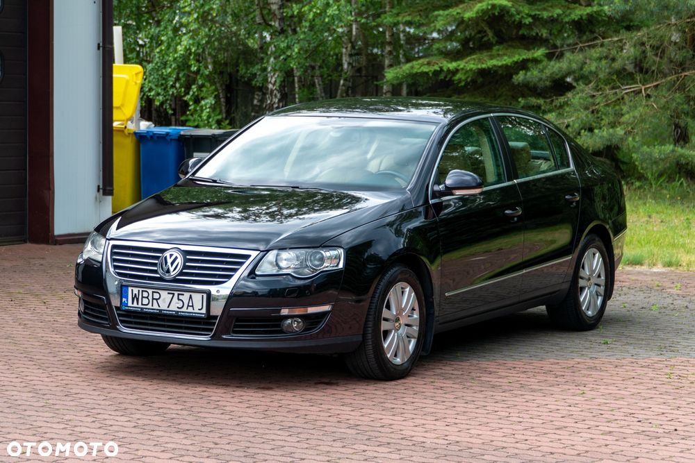 Volkswagen Passat 2.0 TDI DPF Highline - 3