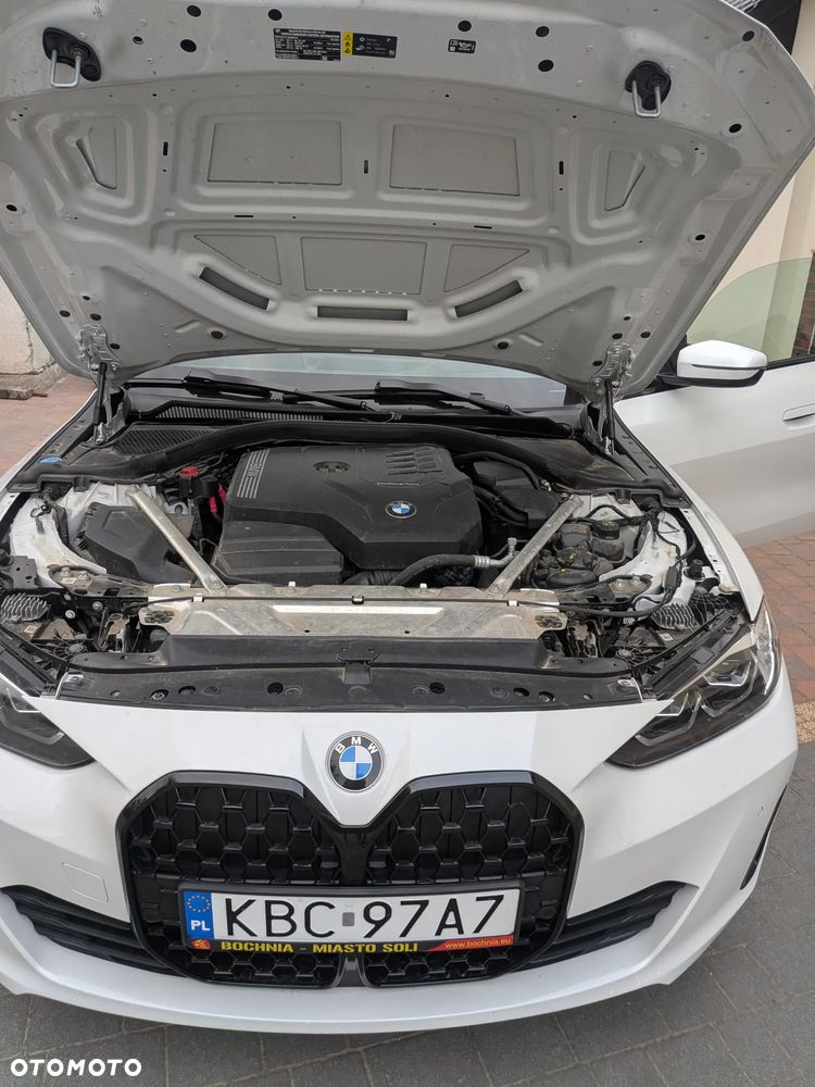 BMW Seria 4 2024 photo 5