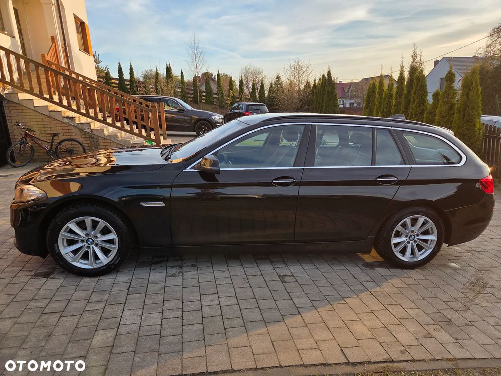 BMW Seria 5 520d Sport - 29