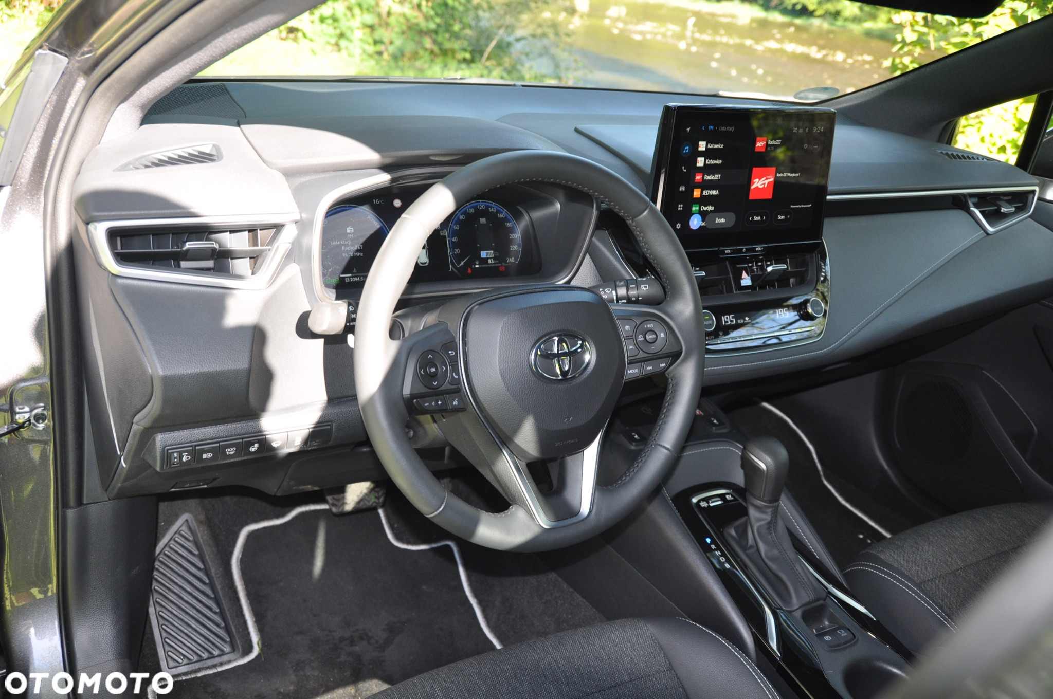 Toyota Corolla - 27