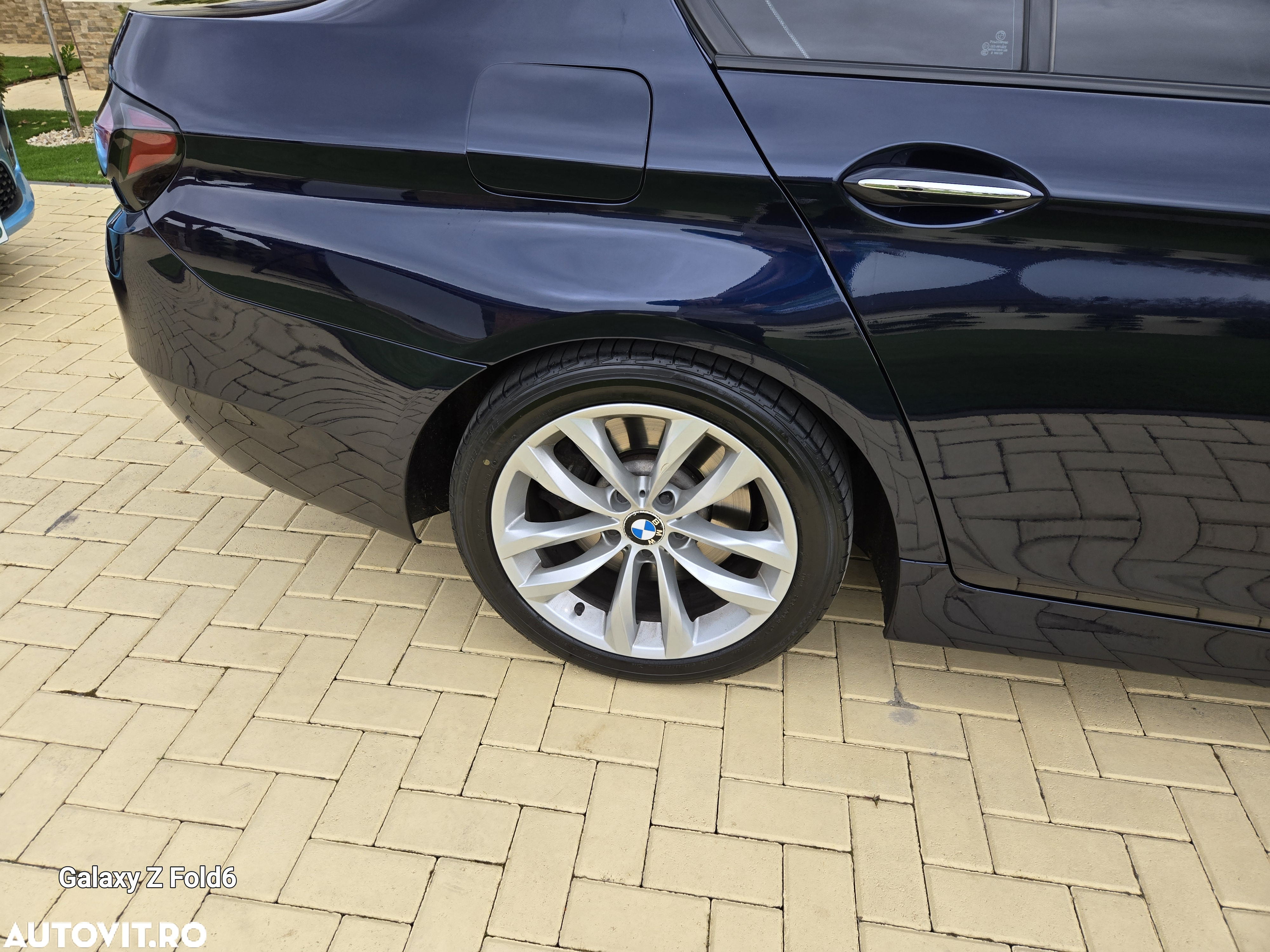 BMW Seria 5 530d xDrive AT - 3