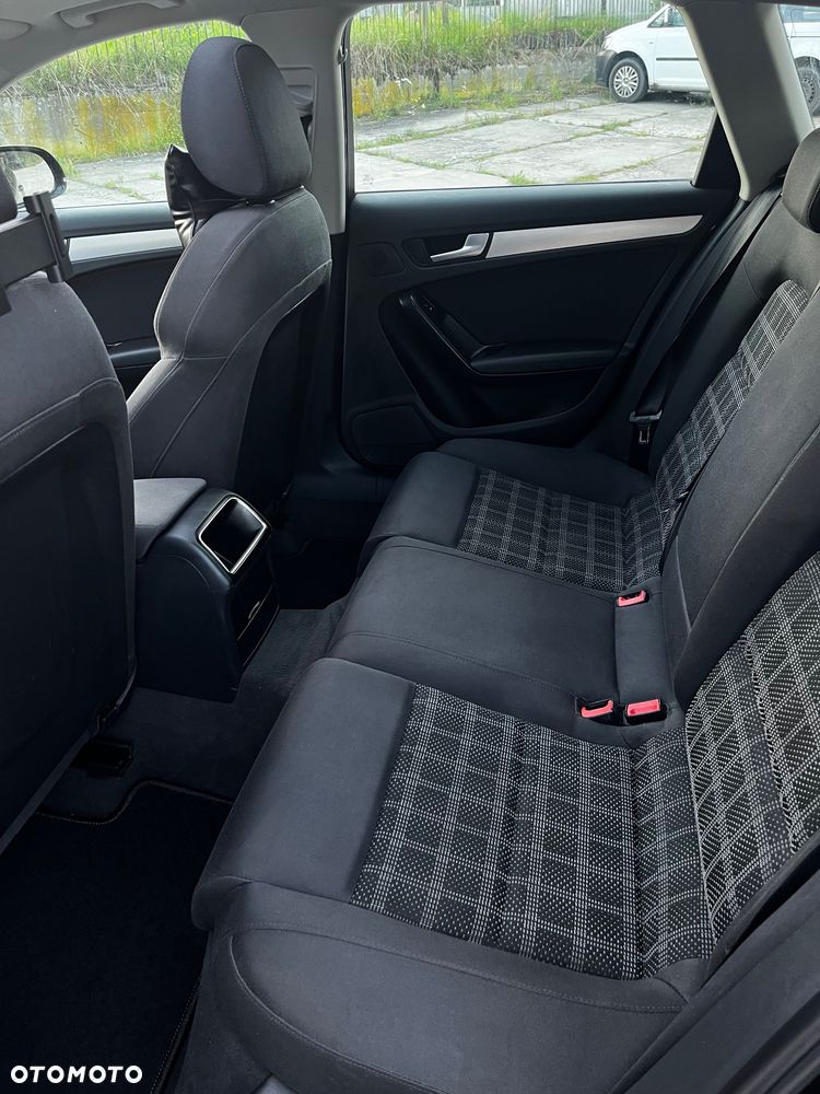 Audi A4 Avant 2.0 TDI - 14