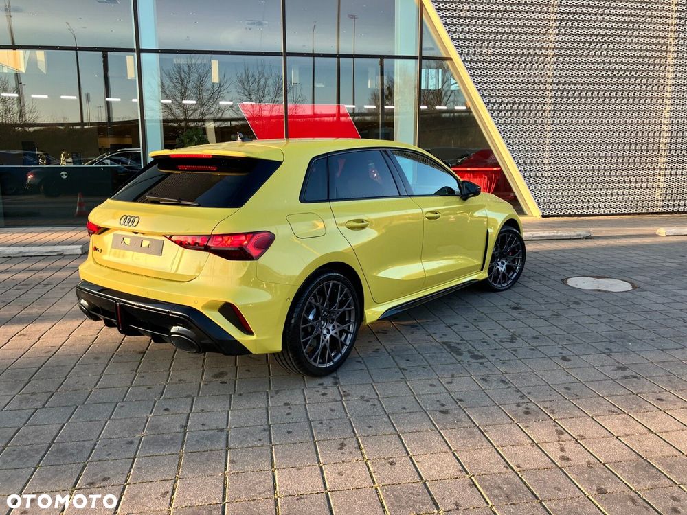 Audi RS3 Sportback - 2