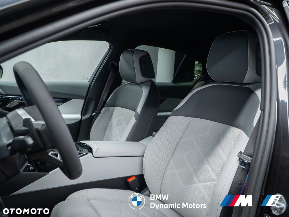 BMW Seria 5 540d xDrive - 14