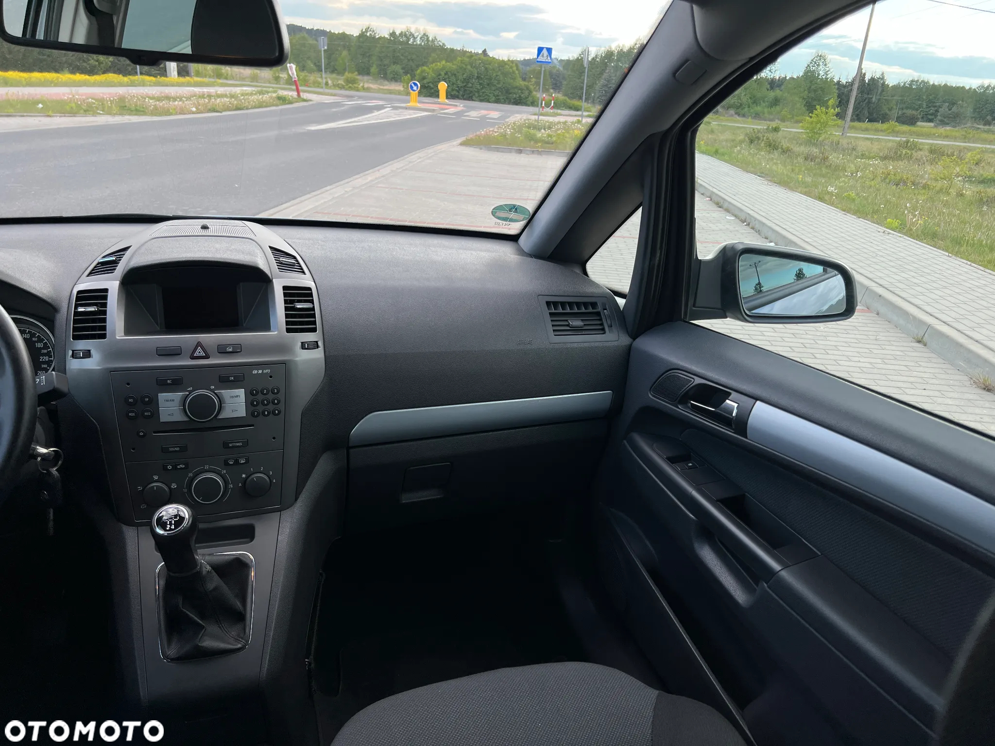 Opel Zafira 1.8 Elegance - 13