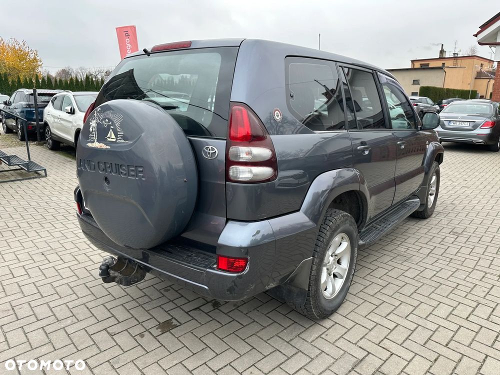 Toyota Land Cruiser - 3