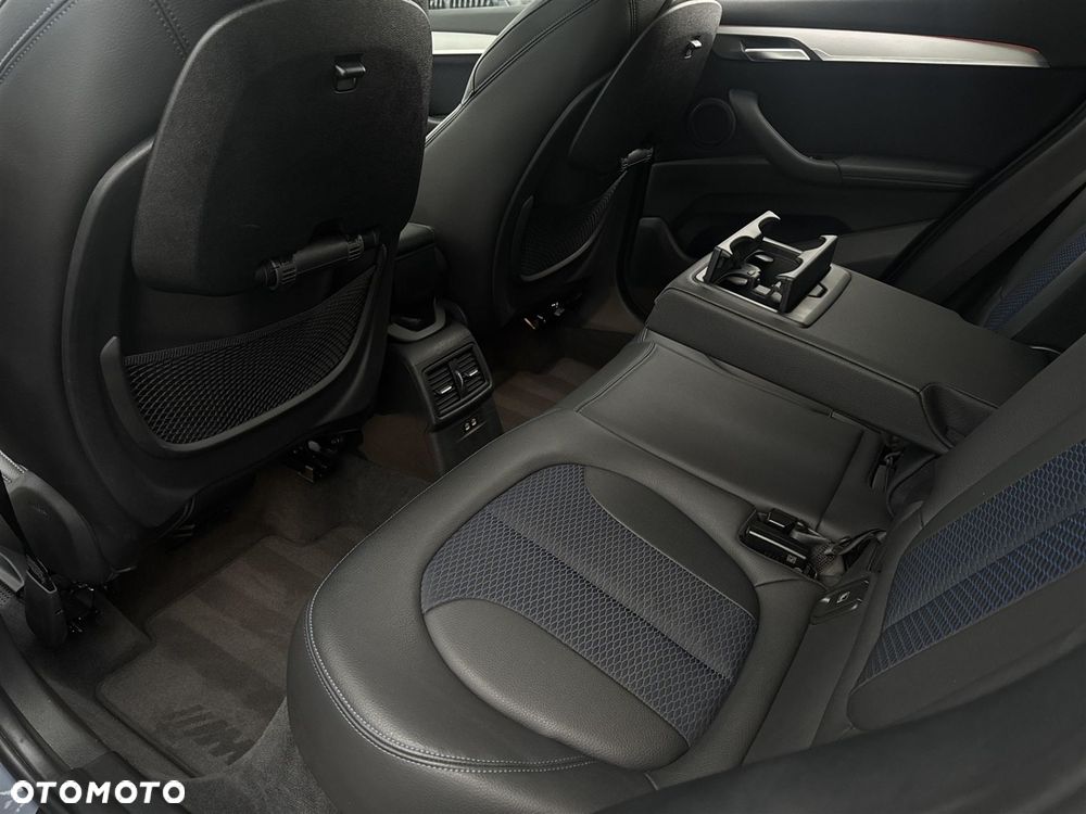 BMW X1 - 21