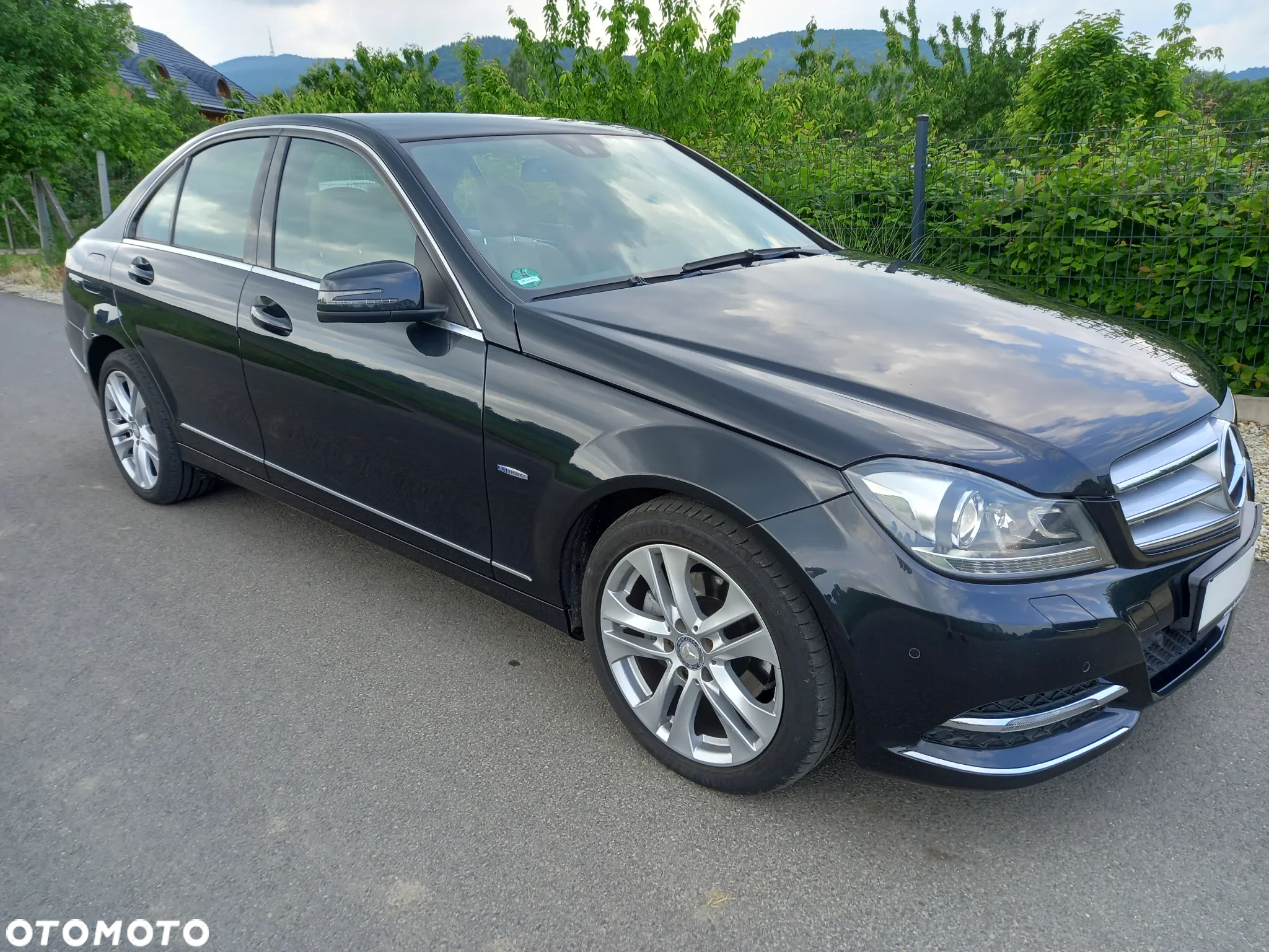 Mercedes-Benz Klasa C 250 CGI BlueEff Avantgarde - 10