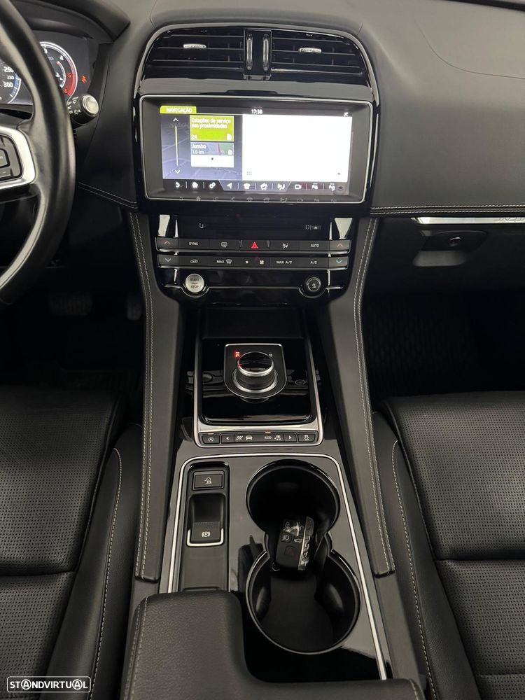 Jaguar F-Pace 2.0 i4D R-Sport Aut. - 22