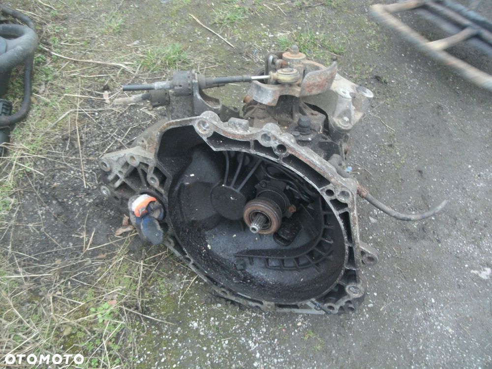 skrzynia biegow opel zafira b astra h f17c419 - 2