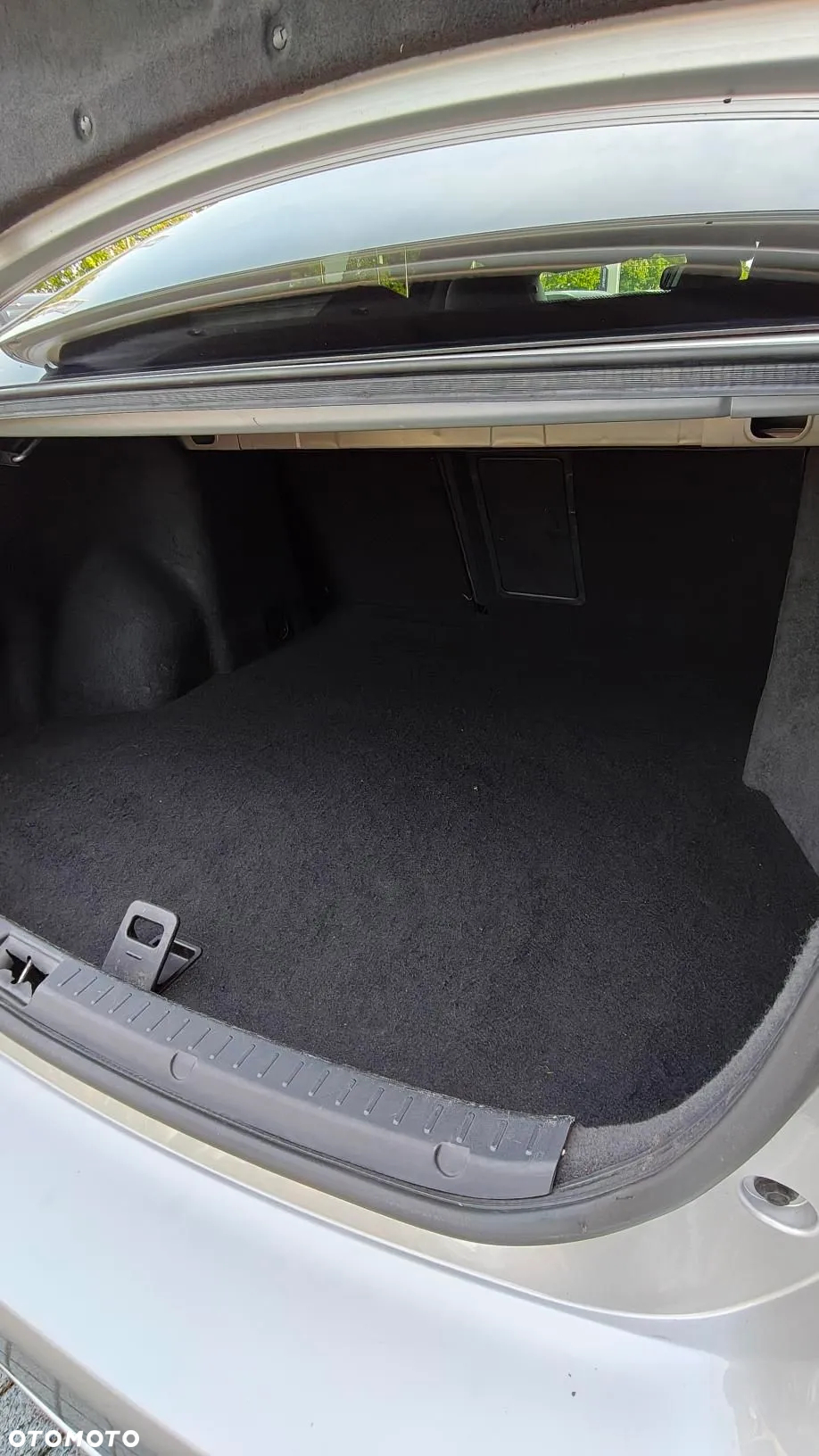 Toyota Avensis 2.0 D-4D Prestige - 11