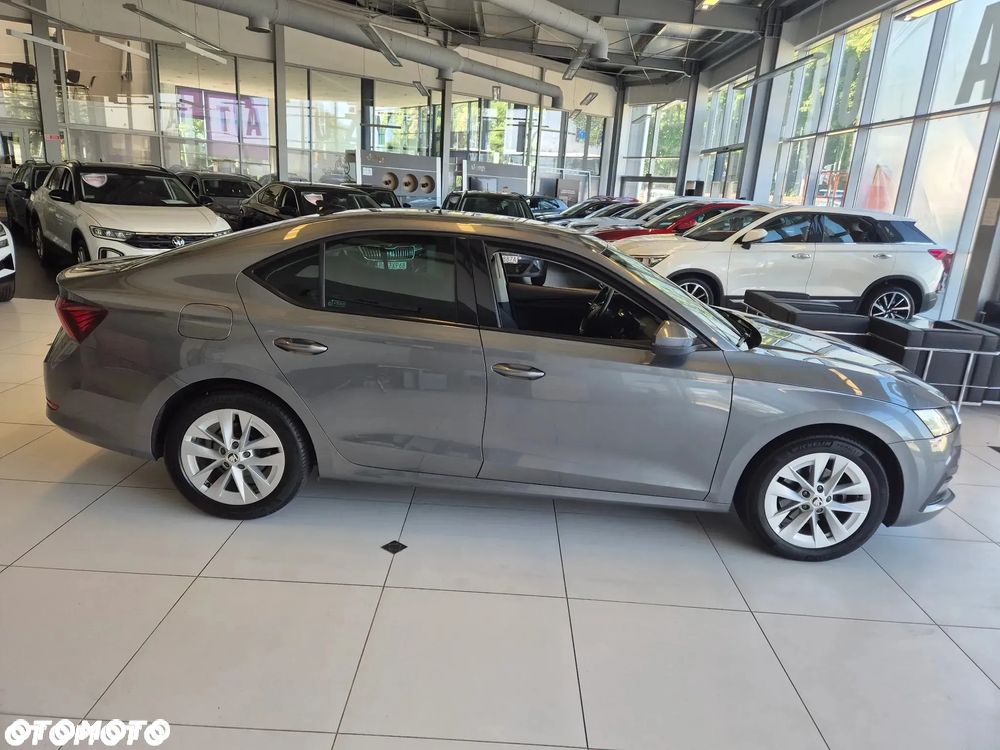 Skoda Octavia 1.5 TSI ACT Ambition - 4