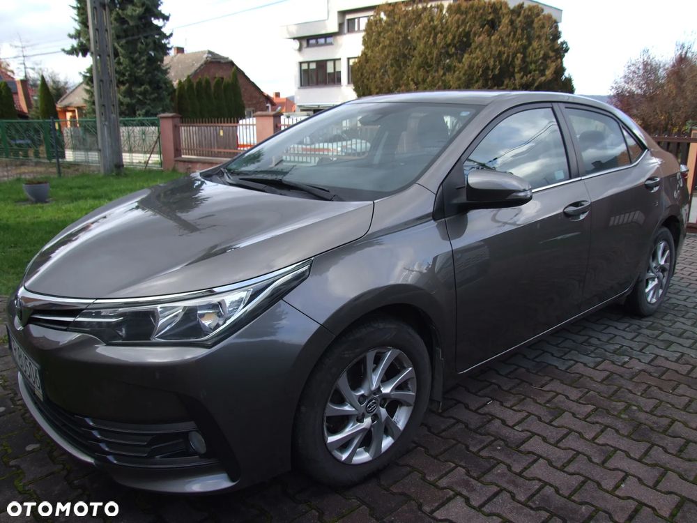 Toyota Corolla 1.6 Comfort - 3