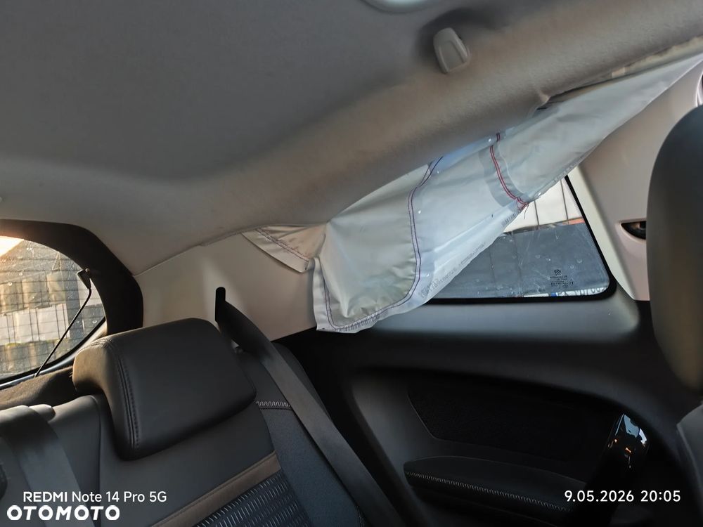 Peugeot 208 120 VTI Allure - 17