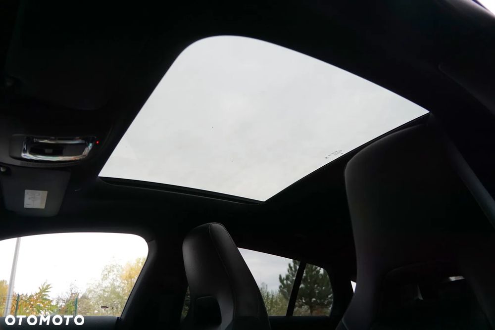 Mercedes-Benz CLA AMG 35 4-Matic 7G-DCT - 21