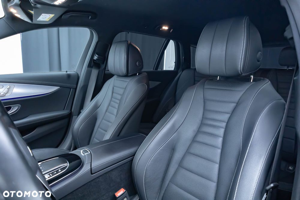 Mercedes-Benz Klasa E 300 de 4-Matic Avantgarde - 36
