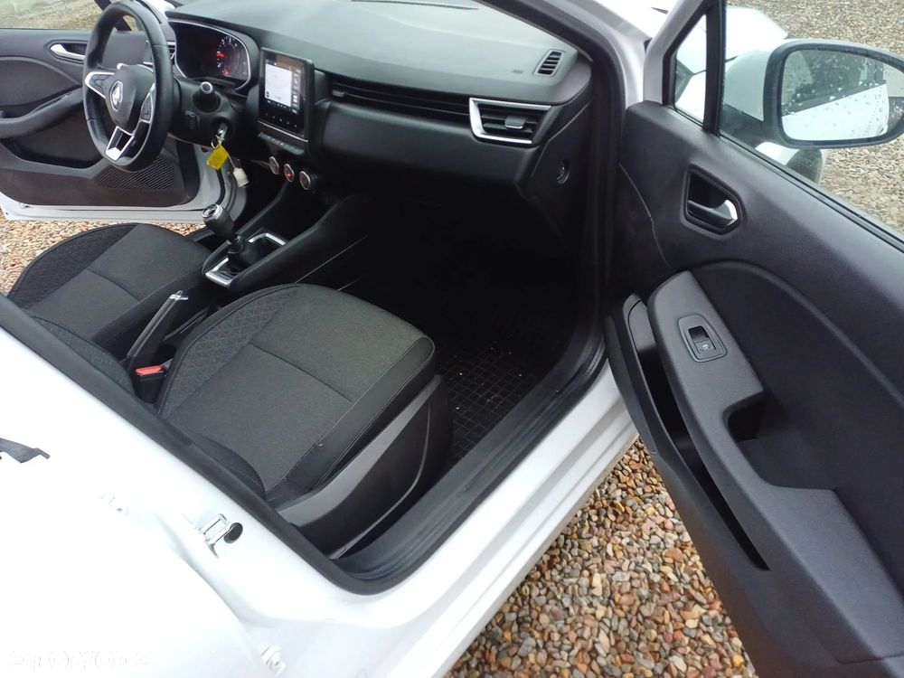 Renault Clio BLUE dCi 85 BUSINESS EDITION - 14