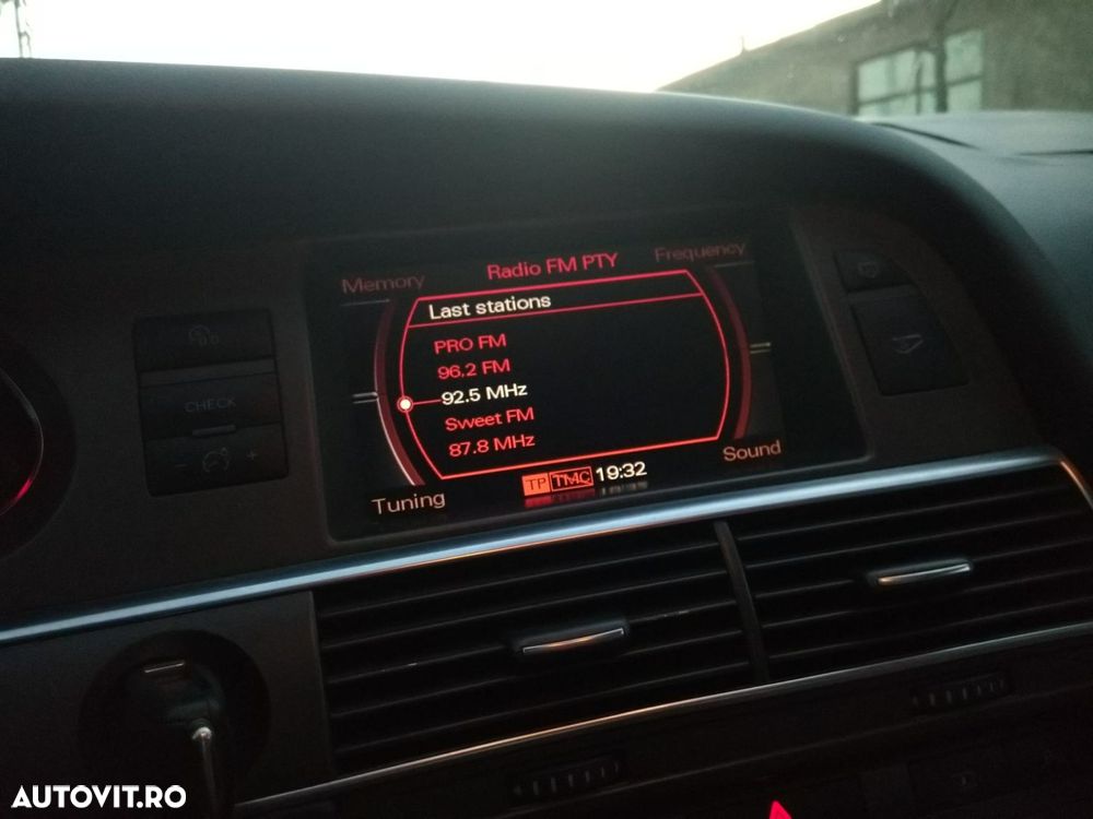 Dezmembrari  Audi A6 (4F, C6)  2004  > 2011 3.0 TDI quattro Motorina - 5