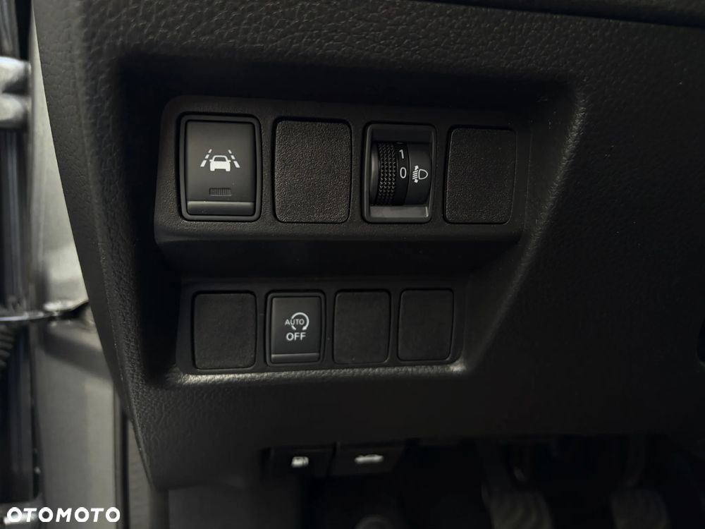 Nissan Qashqai 1.2 DIG-T N-Connecta - 29
