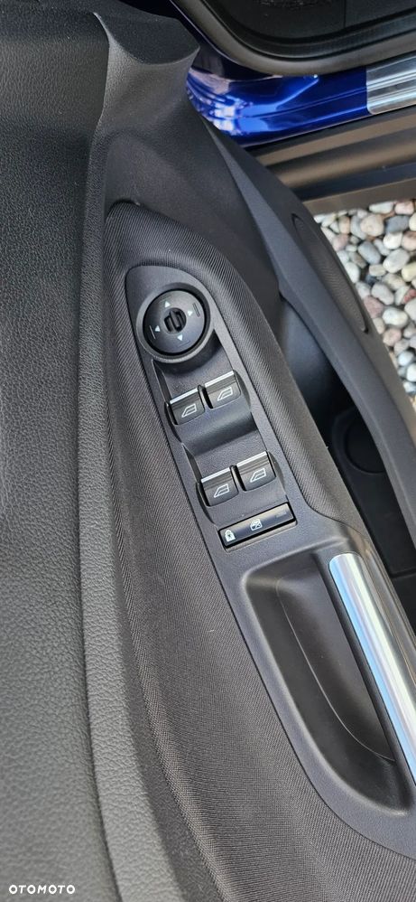 Ford Grand C-MAX - 23