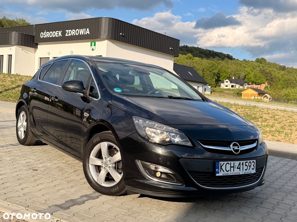 Opel Astra 1.4 Turbo Exklusiv - 11