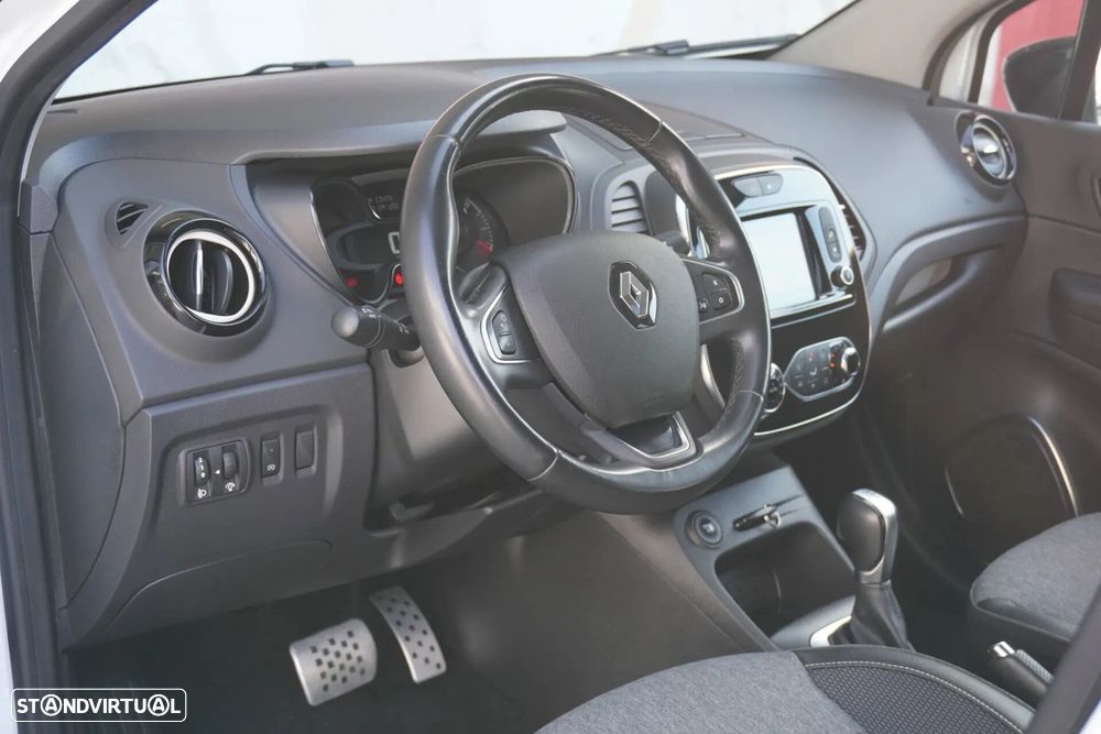 Renault Captur 1.5 dCi Exclusive EDC - 8