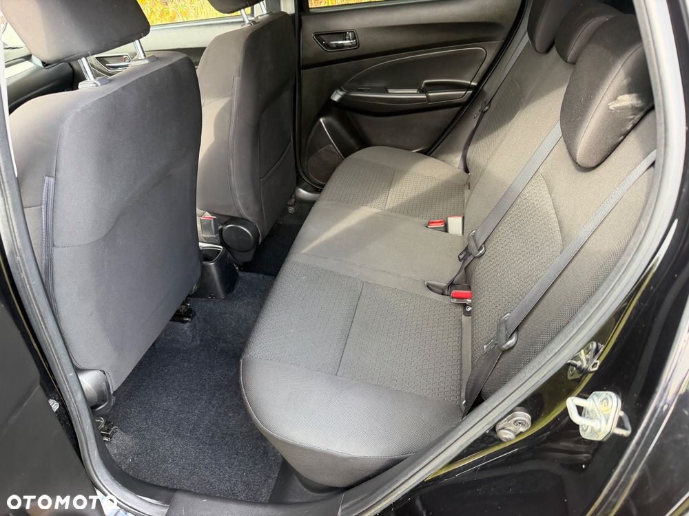 Suzuki Swift - 17