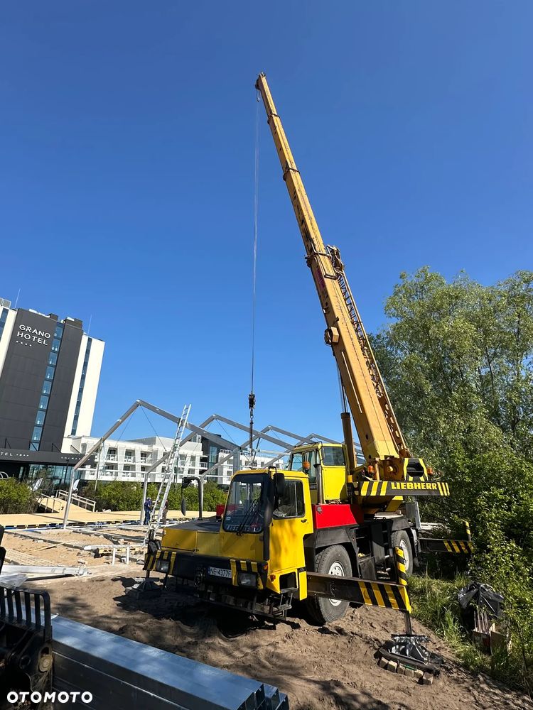 Liebherr LTM 1025 - 1