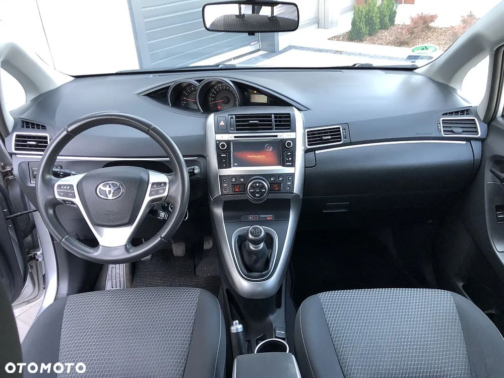 Toyota Verso 1.6 D-4D 5-Sitzer Start/Stop Executive - 10
