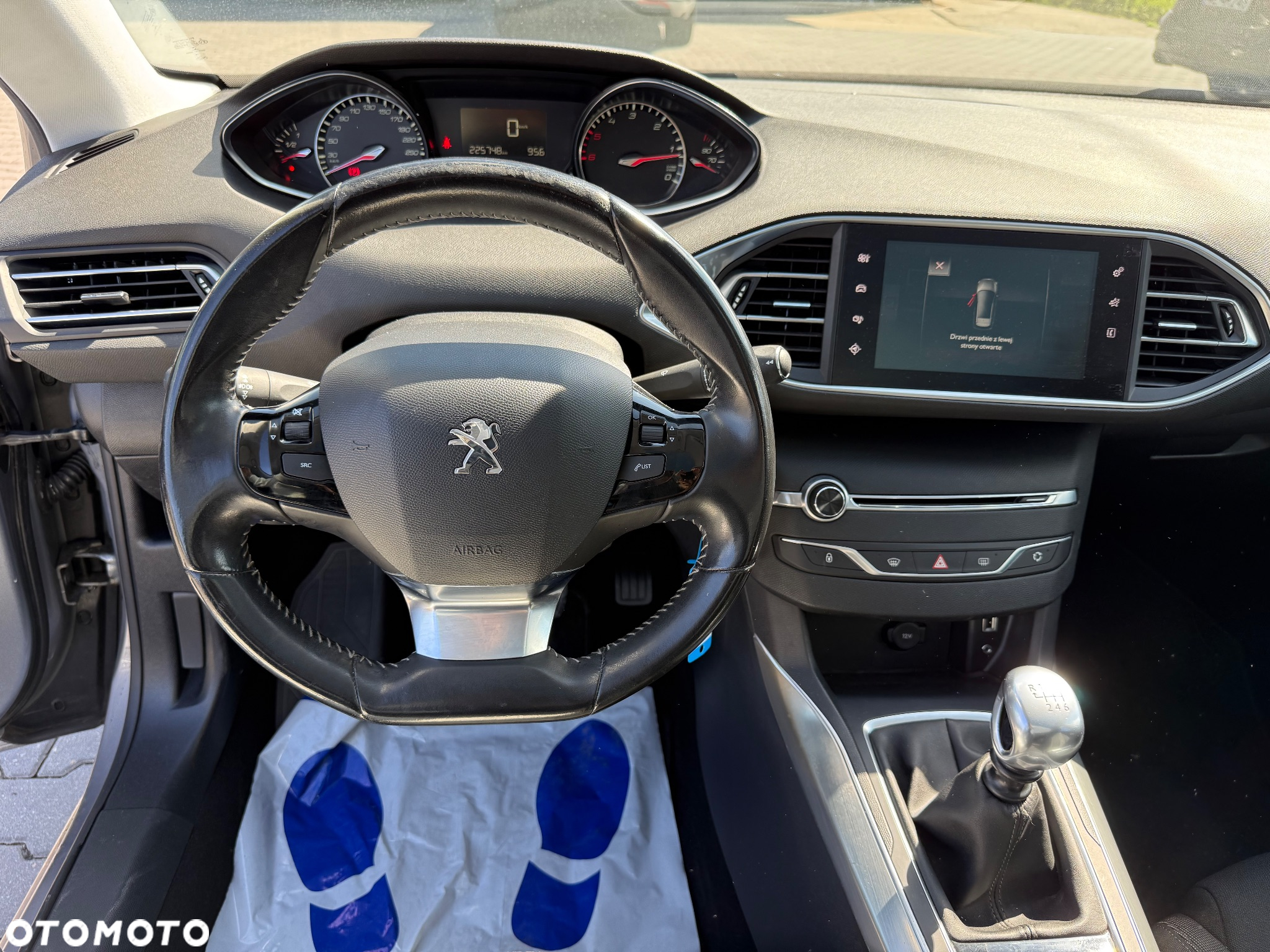 Peugeot 308 BlueHDi FAP 120 Stop & Start Allure - 24