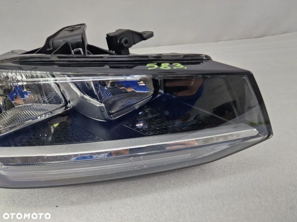 AUDI Q2 81A 16- PRAWA ZWYKŁA LAMPA PRZEDNIA PRZÓD , NR 81A941004 , NR AUKCJI LA583 - 7
