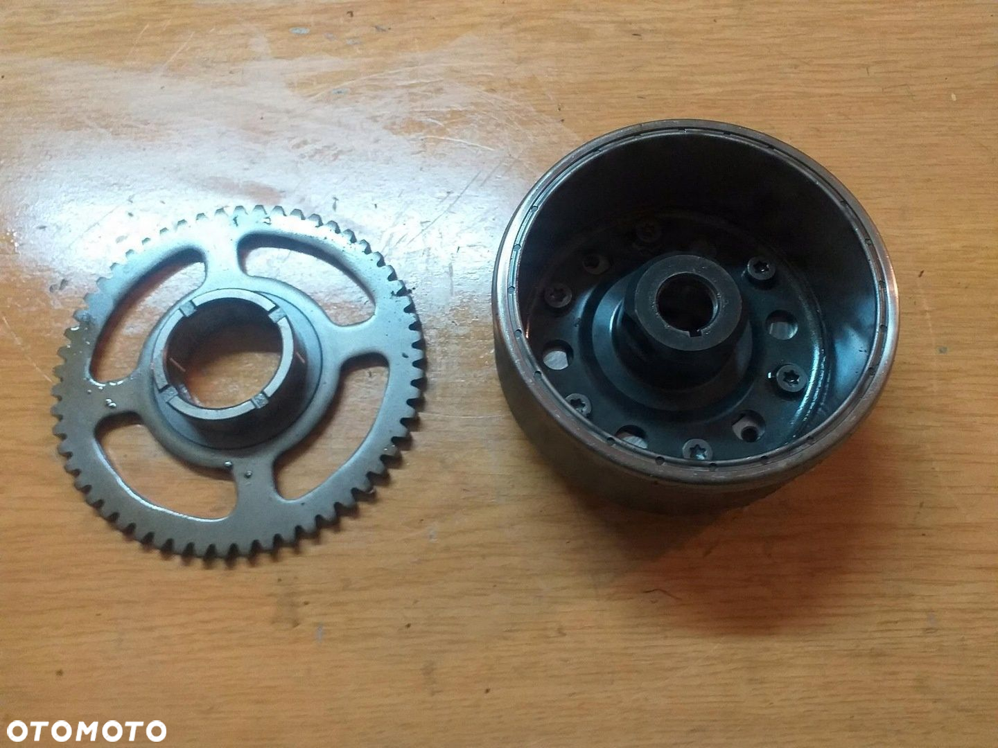 KOŁO MAGNESOWE MAGNETO HONDA CBR 1100XX SC35E - 2
