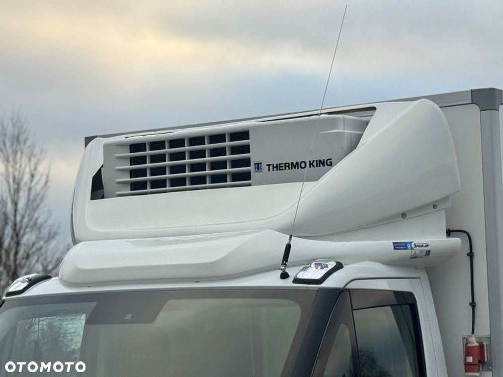 Iveco Daily‼️72C18‼️3.0 HI-MATIC Chłodnia/Mroźnia zakres -32C/+22C THERMO KING V-500 MAX Źródło Zasilania 400V Grube Ściany/Podłoga Przegroda komorowa‼️ Full LED na bliźniaku Salon Polska Poduszki Pneumatyczne DMC7200kg - 18