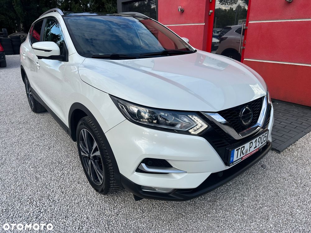 Nissan Qashqai 1.3 DIG-T TEKNA - 1