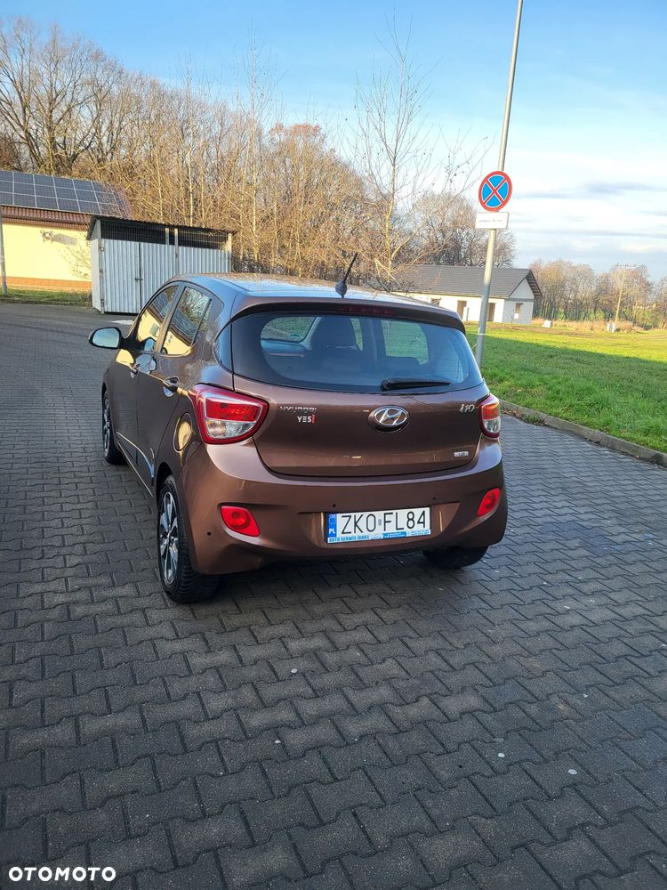 Hyundai i10 1.2 YES!+ - 18