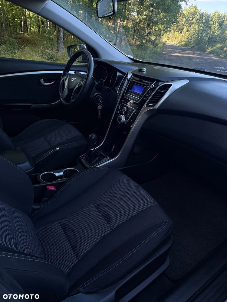 Hyundai i30 1.6 CRDi BlueDrive Go - 11