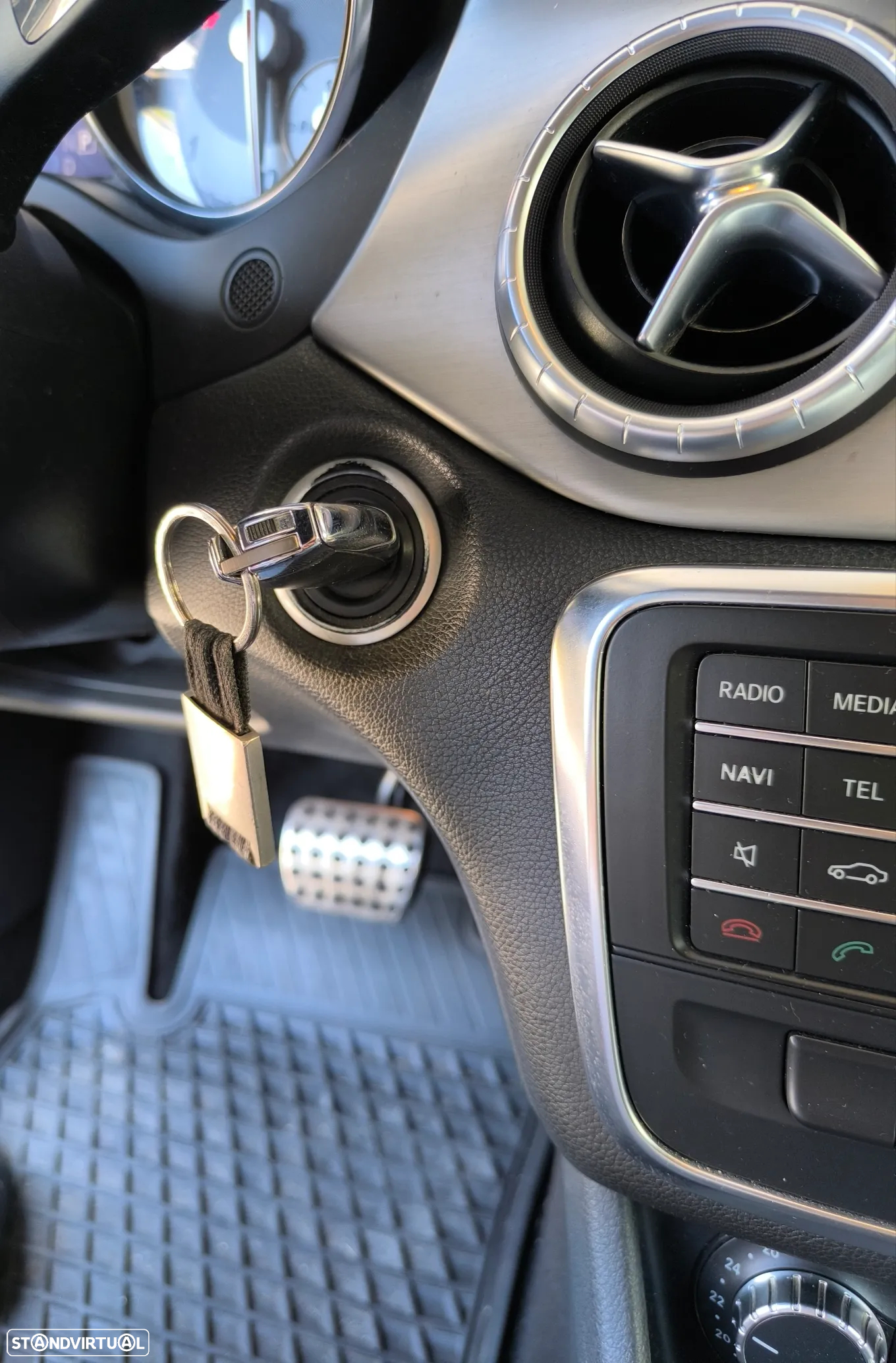 Mercedes-Benz CLA 200 CDi AMG Line Aut. - 34