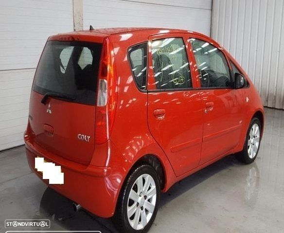 Mitsubishi Colt CZ2 1.5 DID de 2008 para peças - 3