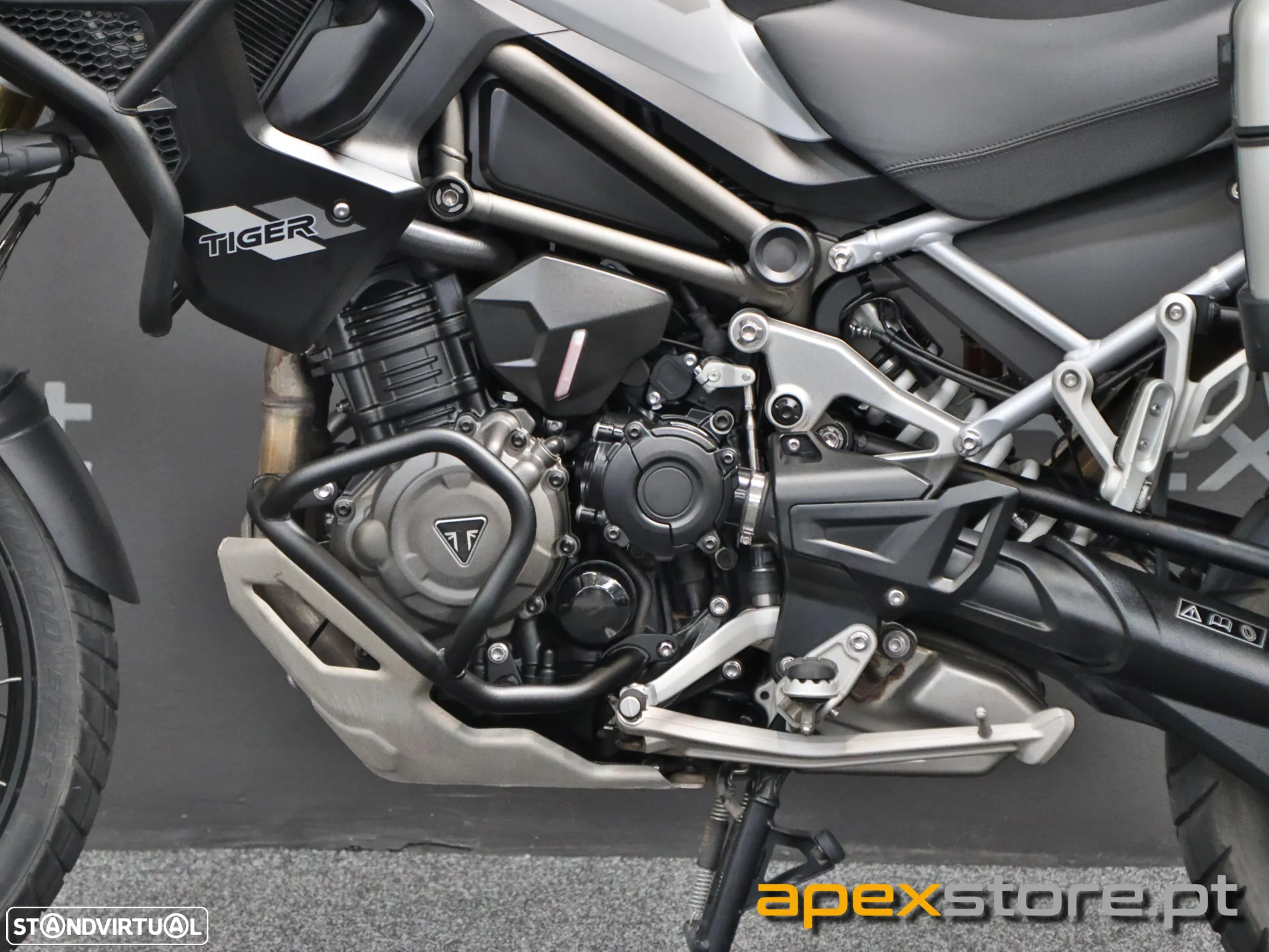 Triumph Tiger Rally Pro Full Extras - 8