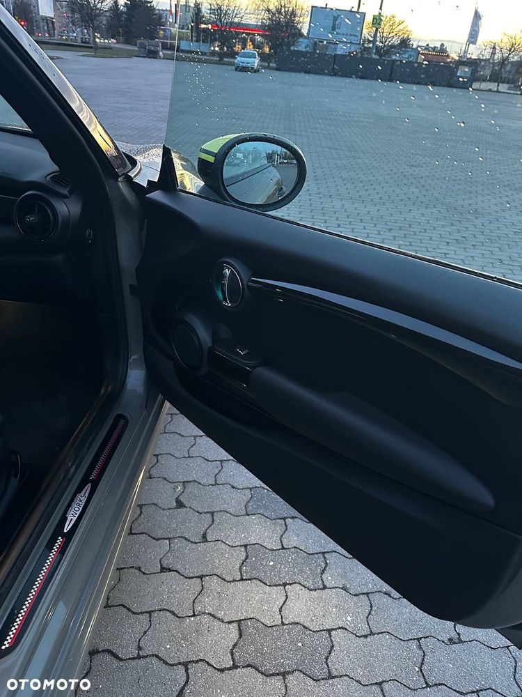 MINI John Cooper Works - 14