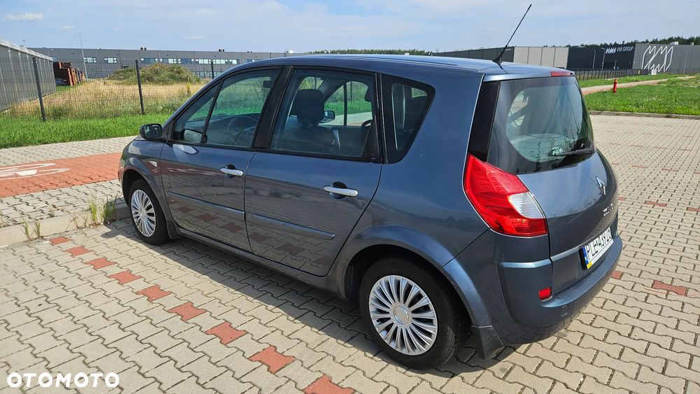 Renault Scenic - 13