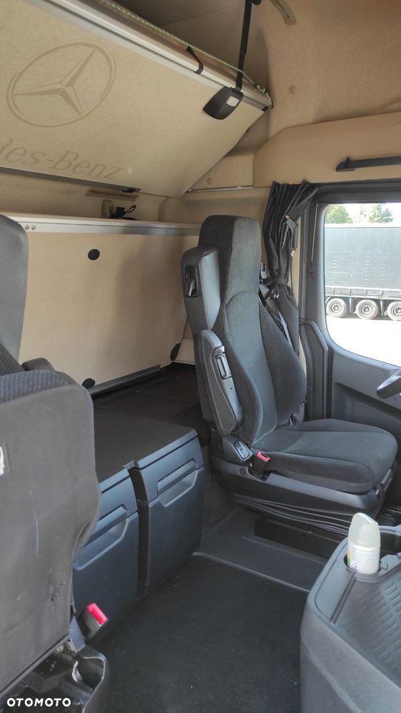 Mercedes-Benz Actros 1845 MEGA Lowdeck - 8
