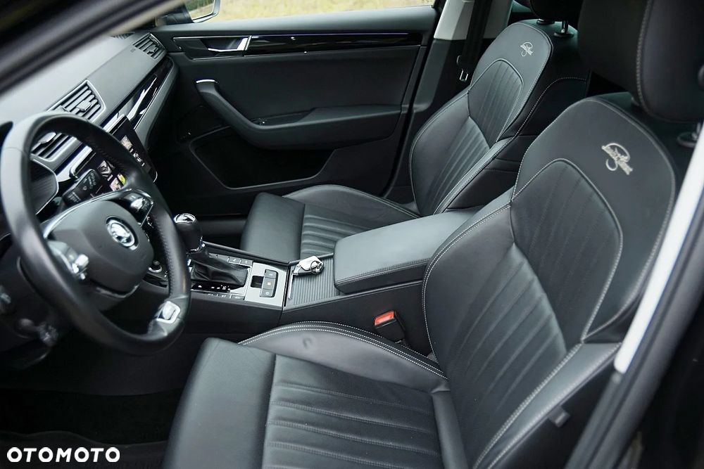 Skoda Superb 2.0 TDI SCR L&K DSG - 24