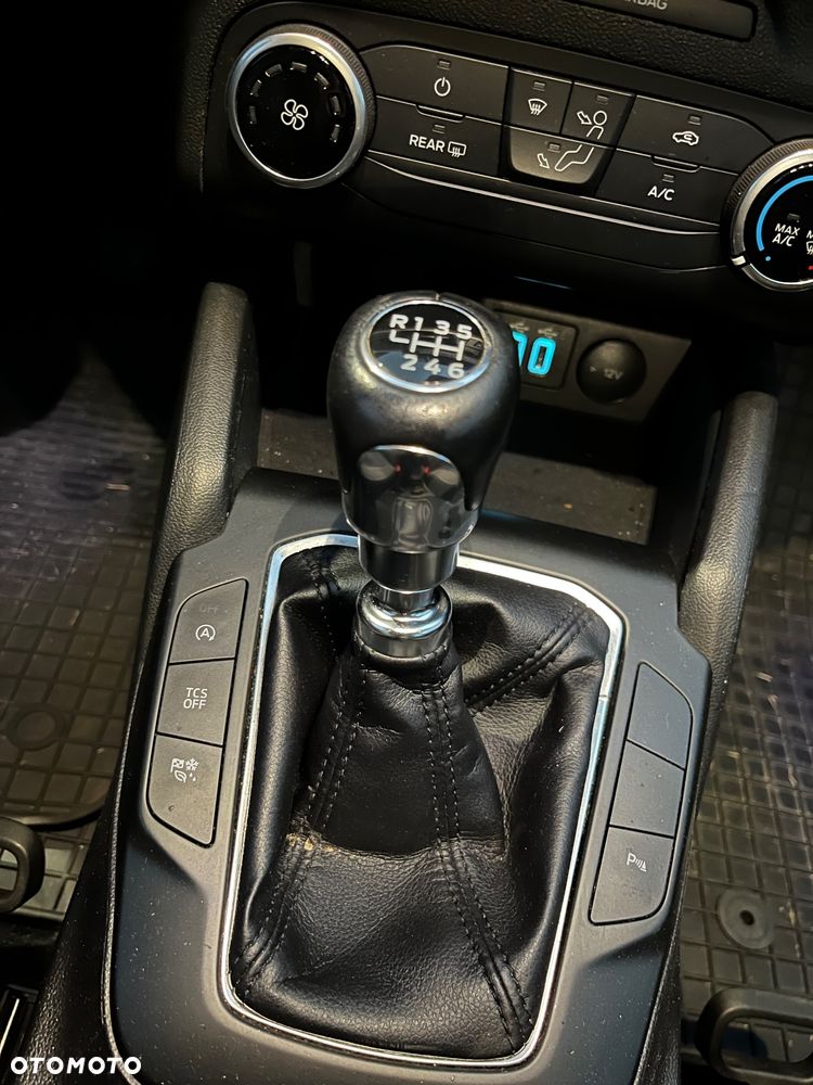 Ford Focus - 17