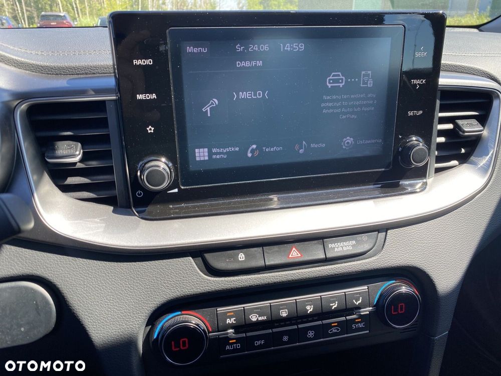 Kia Ceed - 22
