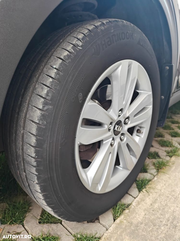 Kia Sportage 1.6 GDI 6MT 4x2 Style - 13