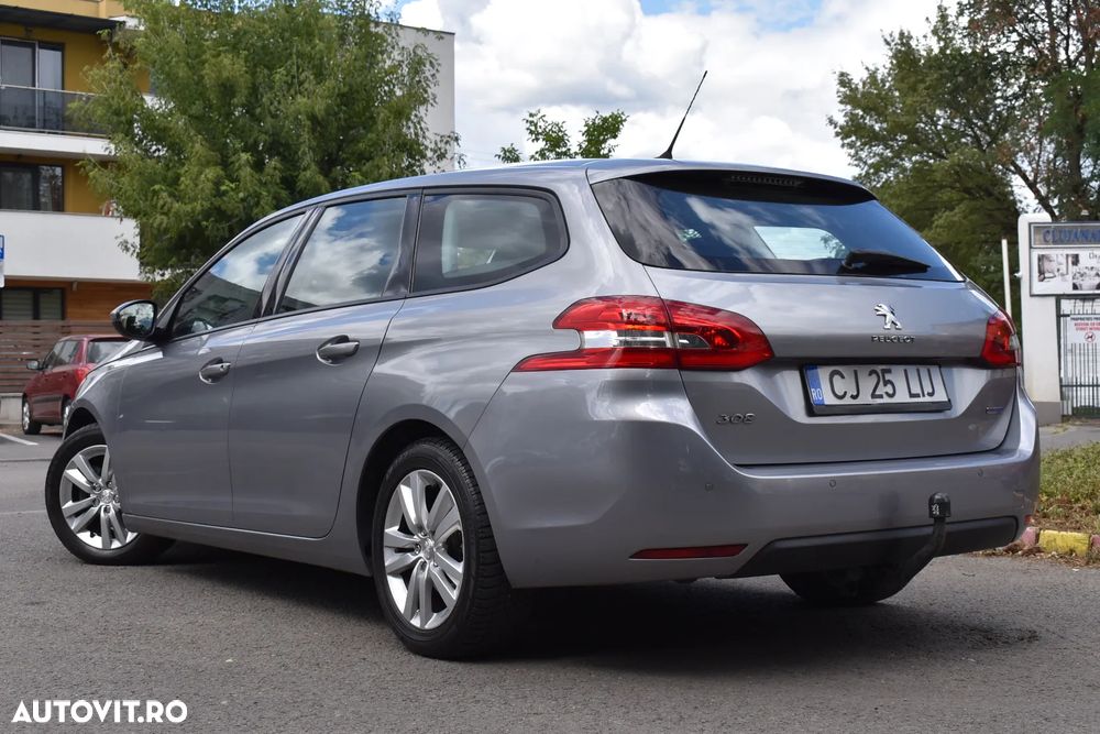 Peugeot 308 - 3